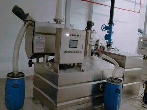 全自動(dòng)油水分離器和無動(dòng)力油水分離器之間的差距有...